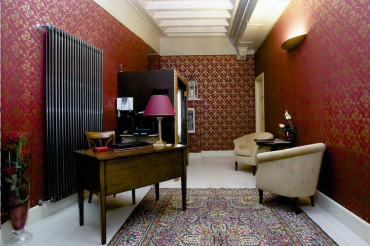 Palazzo Riario Bed & Breakfast Viterbo Exterior photo